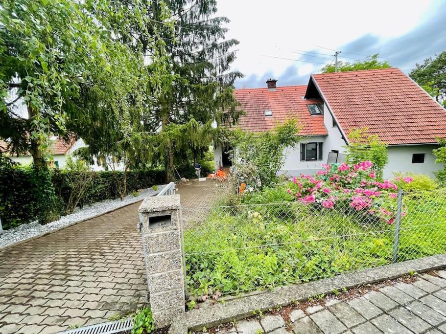 באד גלייכנברג Freiblick 1 Bad Glbg Mit Garten Top1 מראה חיצוני תמונה